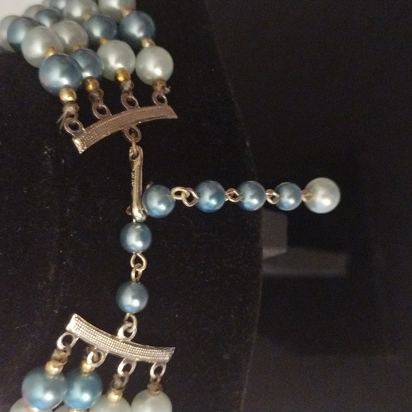 Japan 4 Strand Baby Blue/Ocean Blue Faux Pearl & Clear Glass Bead Necklace - Picture 4 of 5